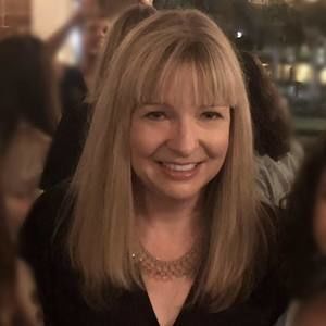 Meet your Posher, Lorrie